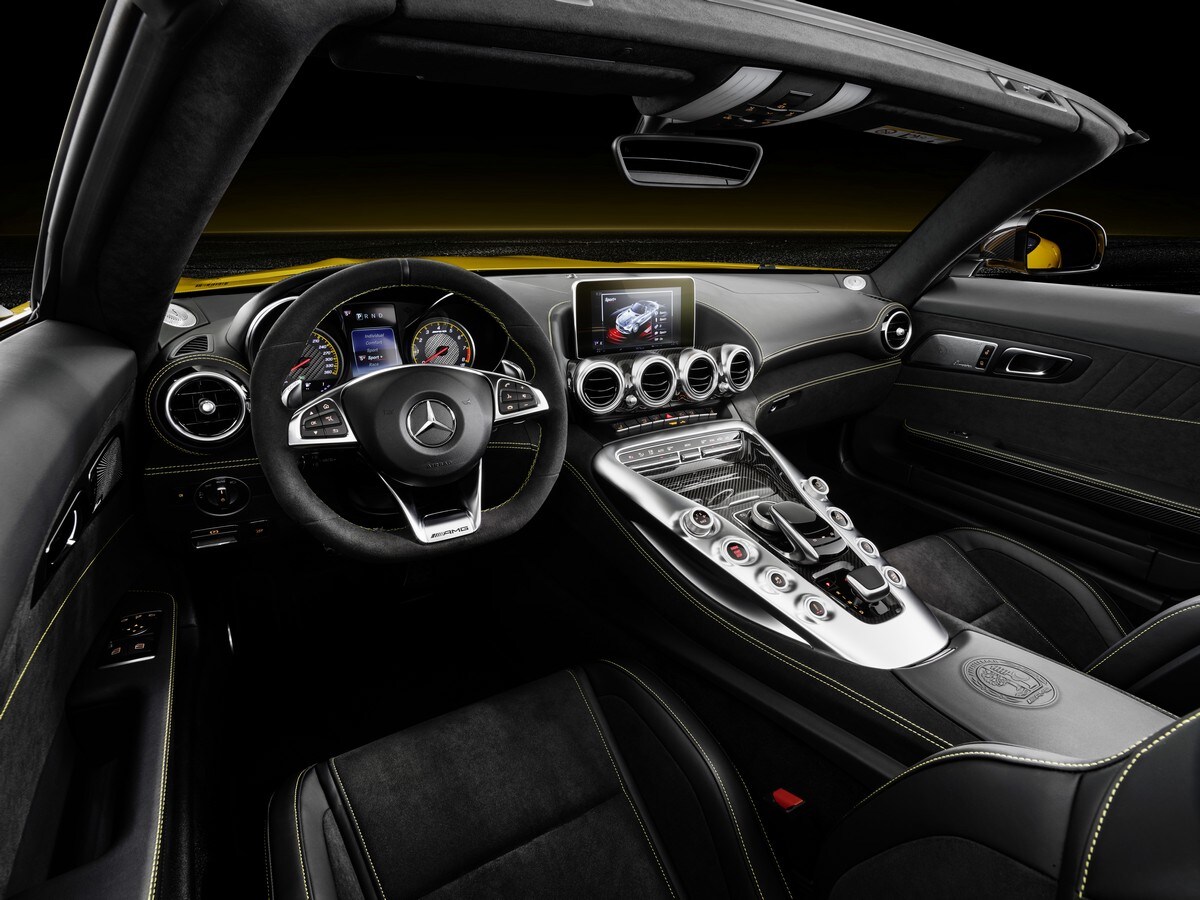 10-2019-mercedes-amg-gt-s-roadster-oem-1
