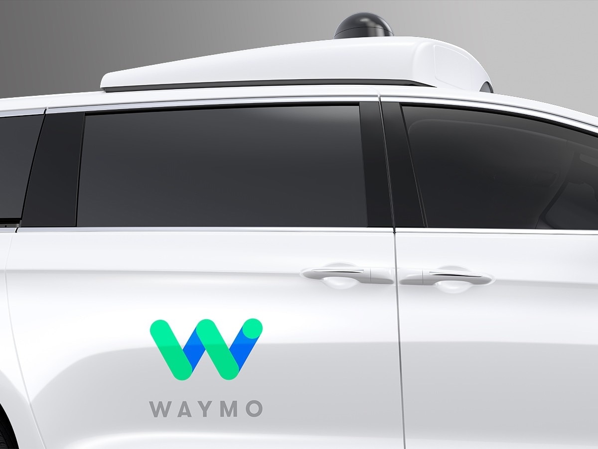 07-waymo-chrysler-pacifica-hybrid-autonomous-1
