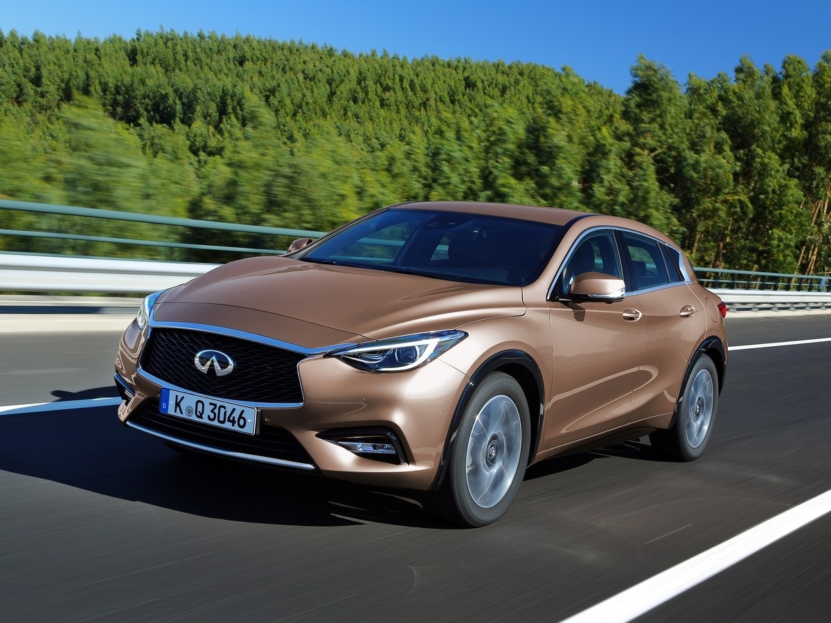 01-2018-infiniti-qx30-oem-1