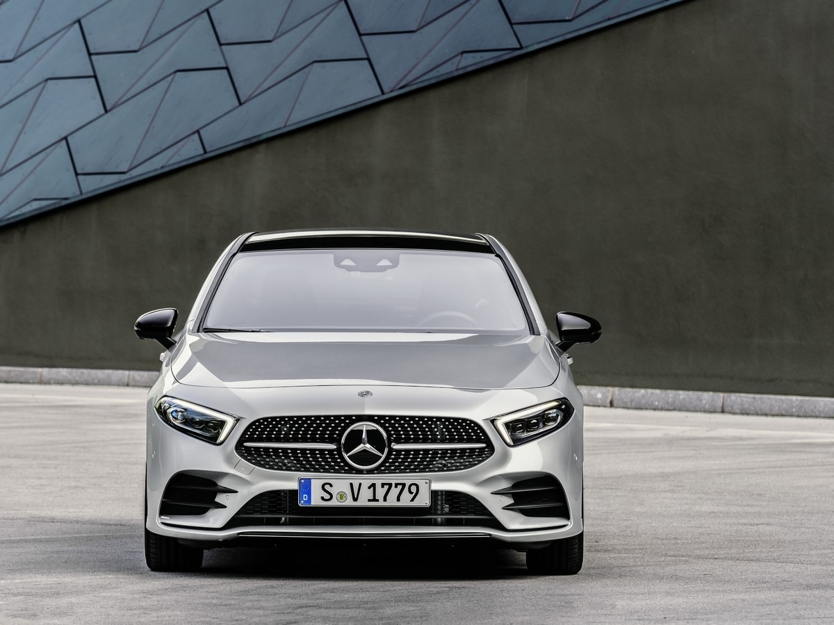 08-2019-mercedes-benz-a-class-sedan-oem