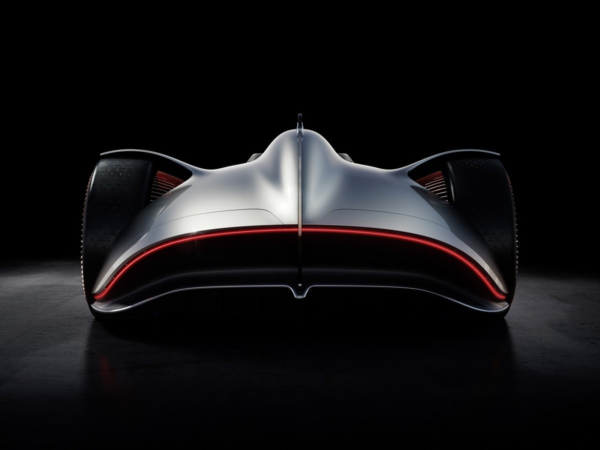 07-mercedes-eq-silver-arrow-concept-1