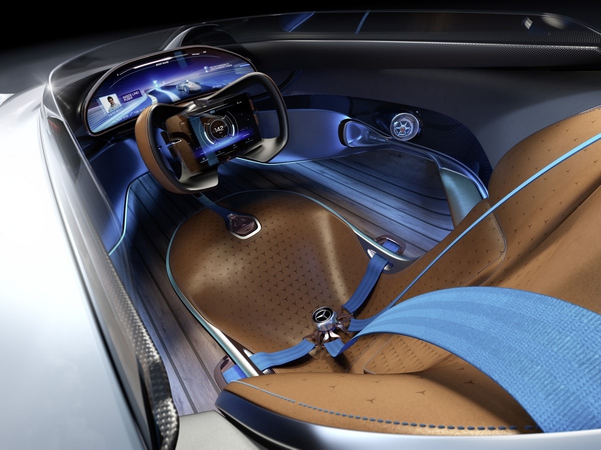 10-mercedes-eq-silver-arrow-concept-1