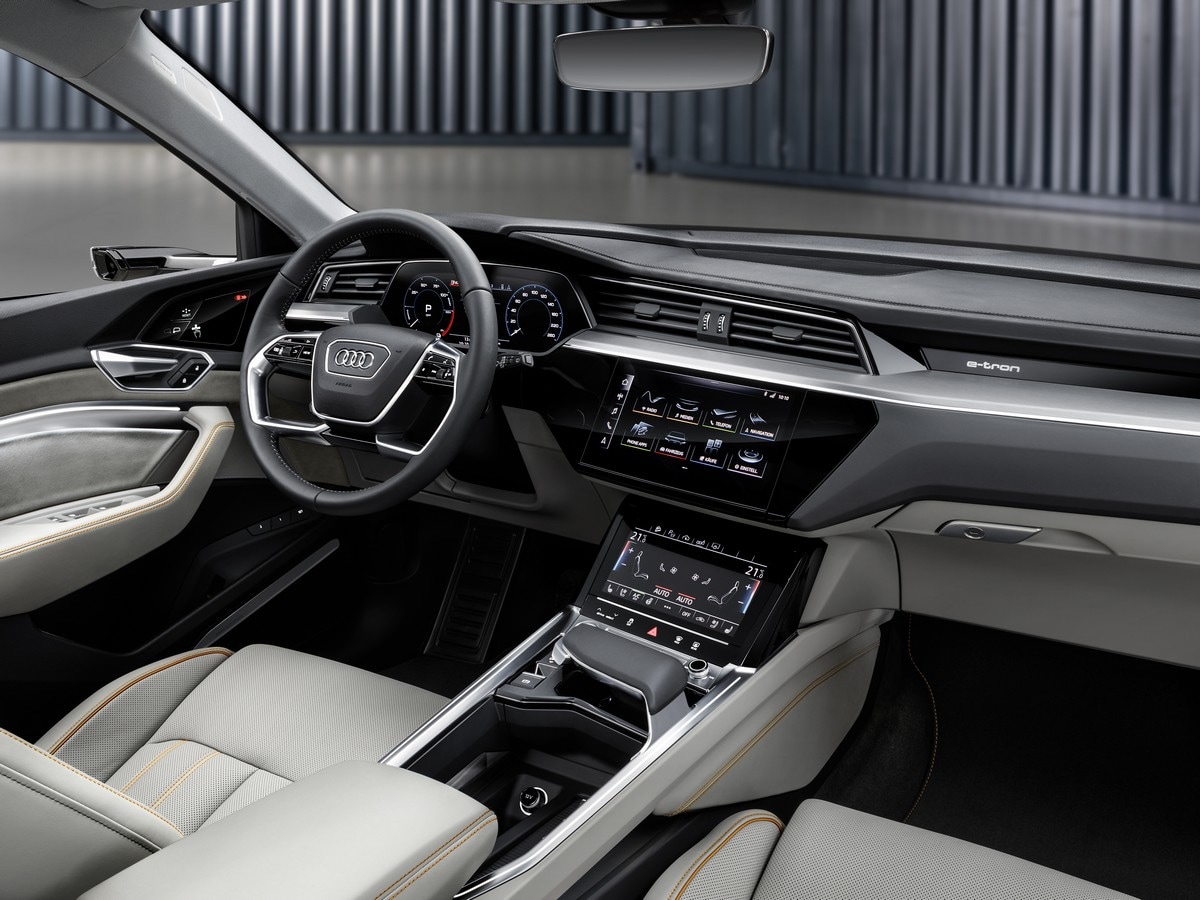 07-2019-audi-e-tron-oem-2