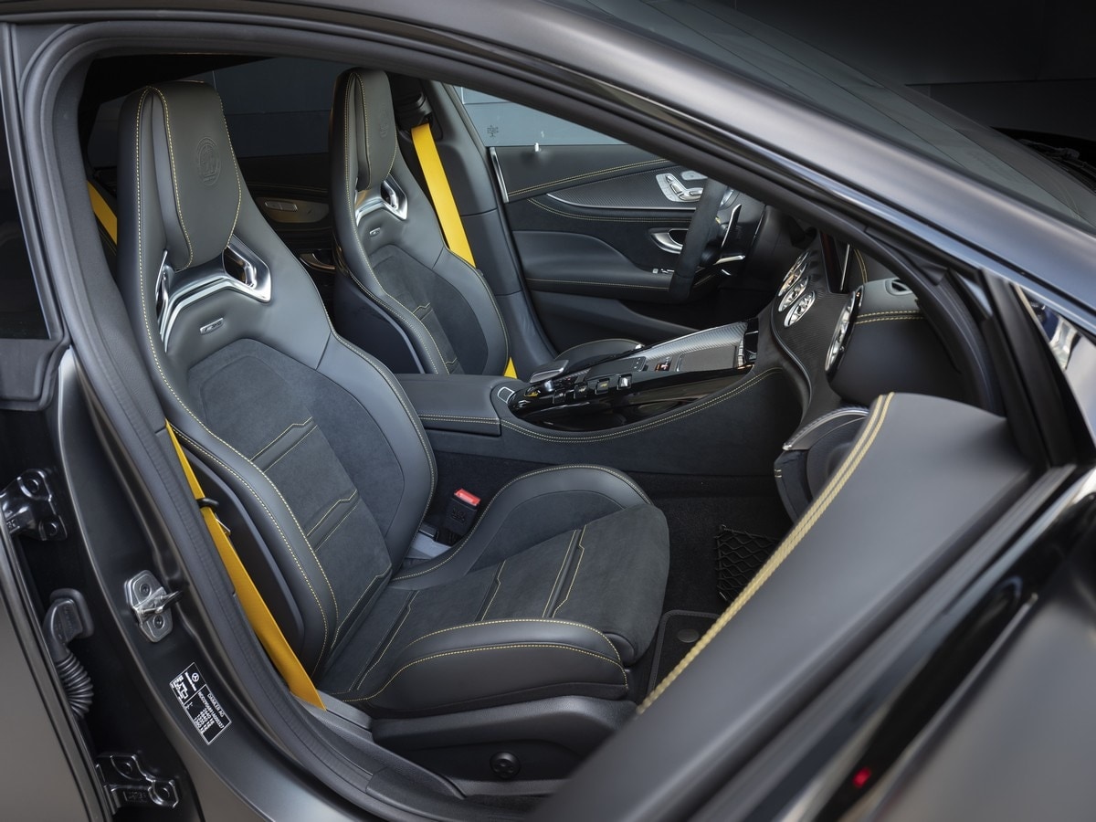 11-2019-mercedes-amg-gt-4-first-review-oem-1