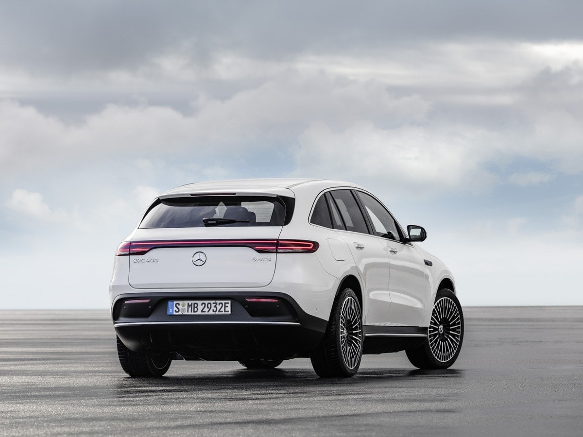 2b-2020-mercedes-benz-eqc-oem-1