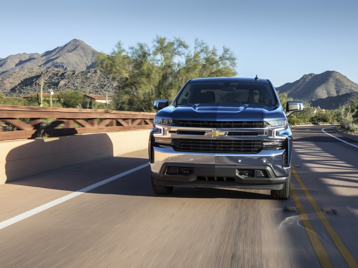 02-2019-Chevrolet-Silverado-2.7-first-review-1