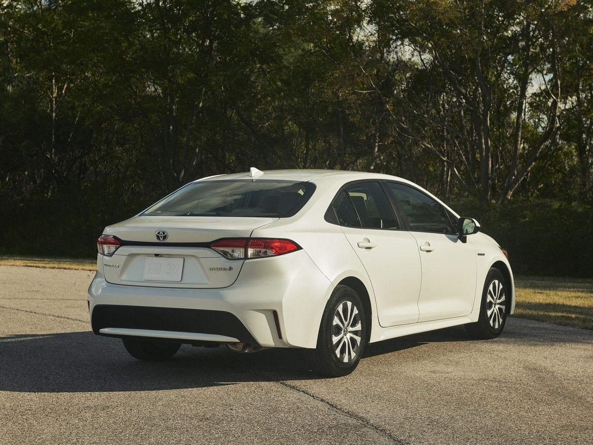 02-2020-toyota-corolla-hybrid-oem-1