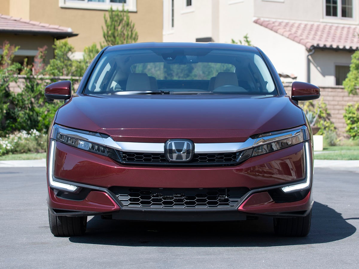 03-2018-honda-clarity-phev-bb-1