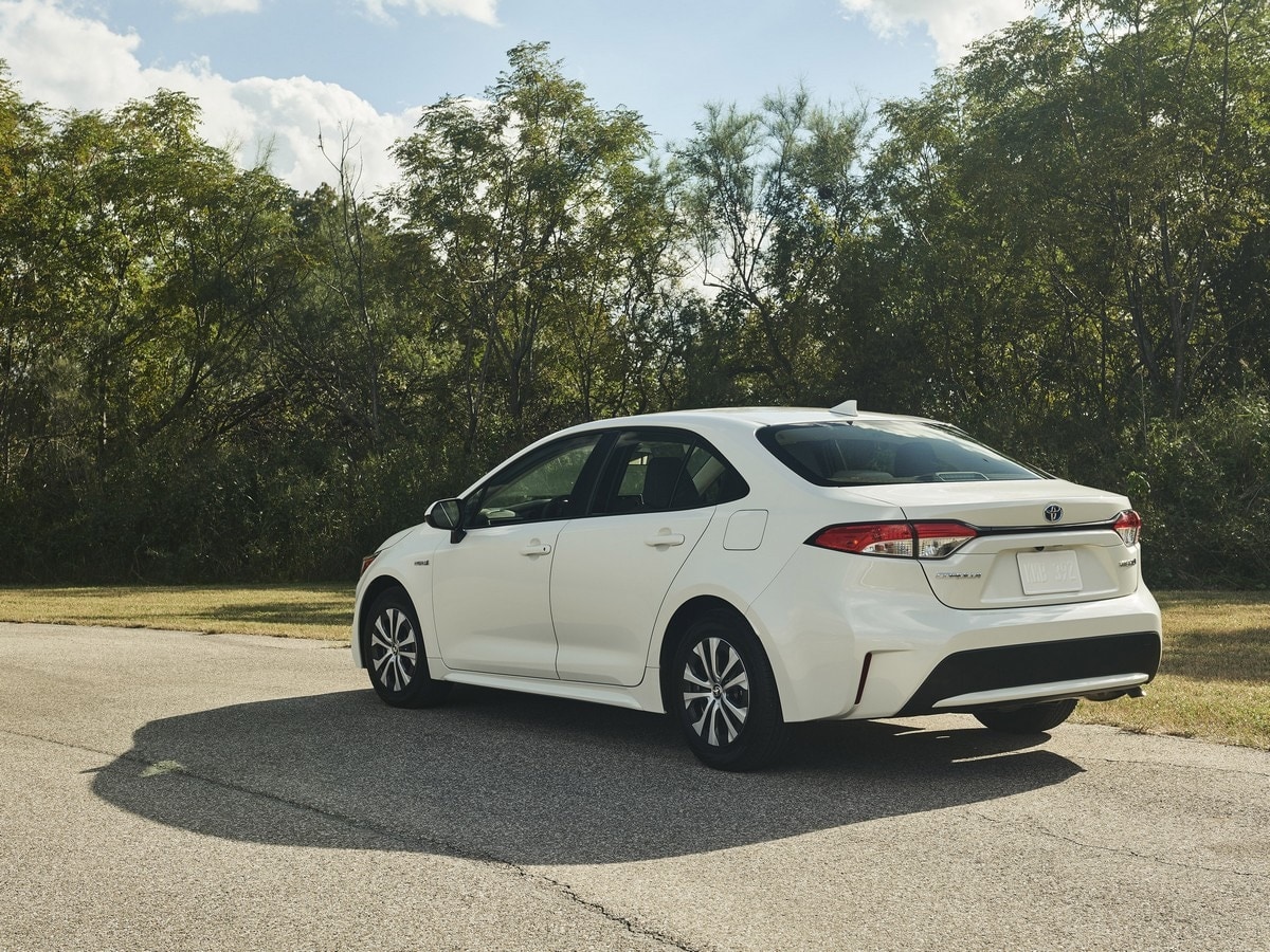 05-2020-toyota-corolla-hybrid-oem-1