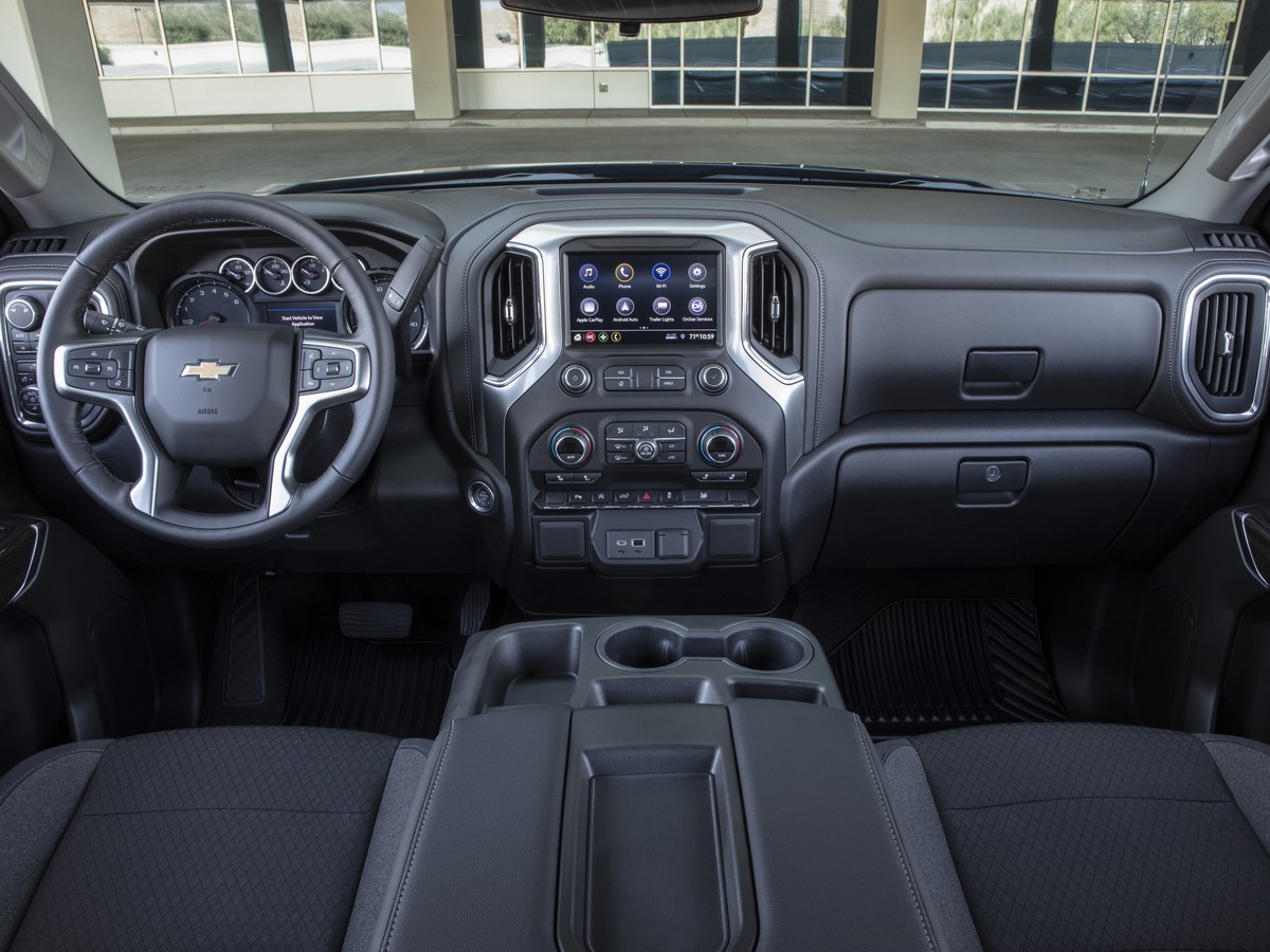 06-2019-Chevrolet-Silverado-2.7-first-review-1
