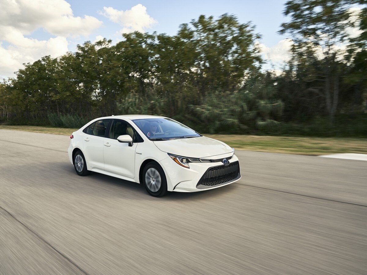 07-2020-toyota-corolla-hybrid-oem-1