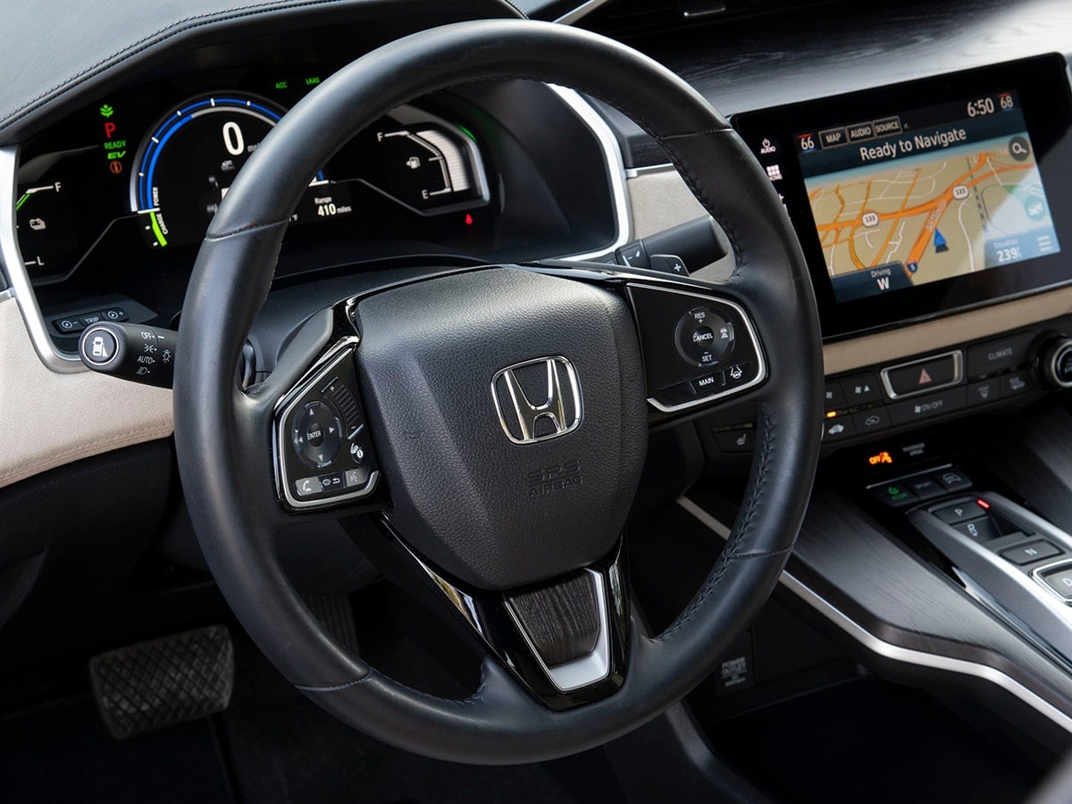 08-2018-honda-clarity-phev-bb-1