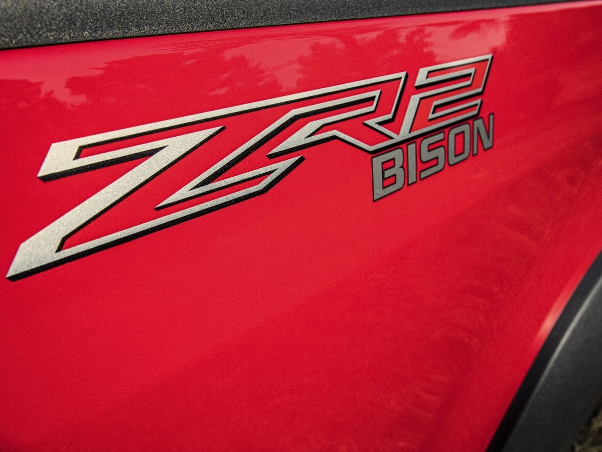10-2019-chevrolet-colorado-zr2-bison-1