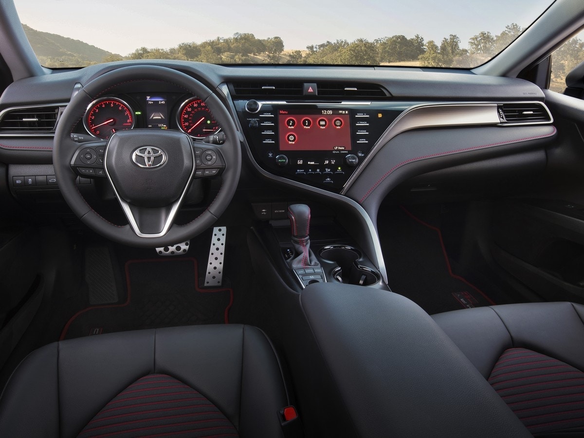 10-2020-toyota-camry-trd-oem-1