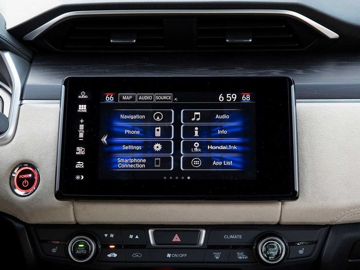 11-2018-honda-clarity-phev-bb-1