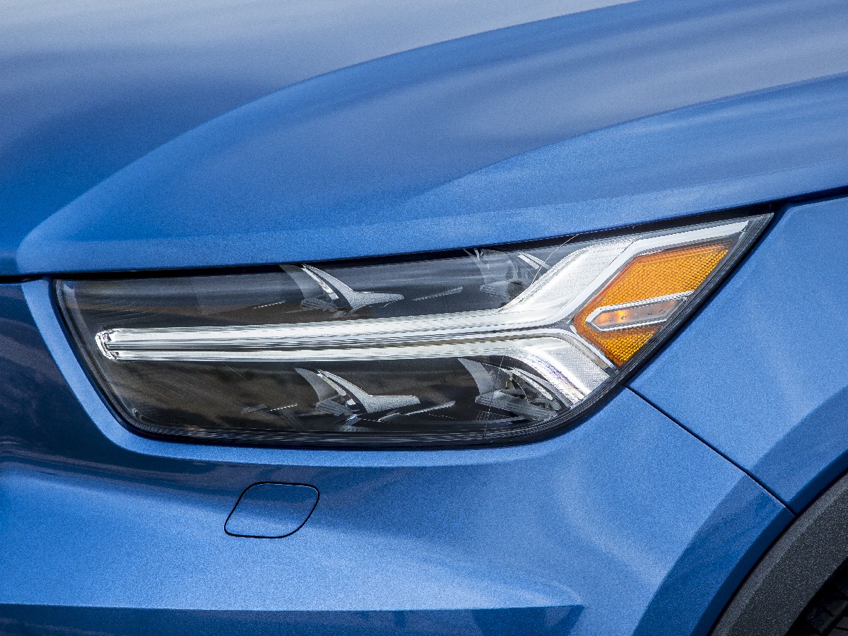 14-2019-volvo-xc40-bb-bnm-1