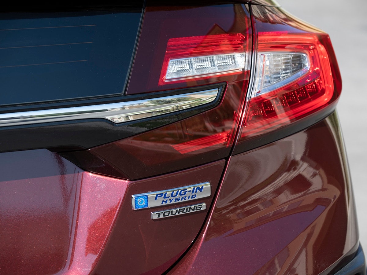 21-2018-honda-clarity-phev-bb-1