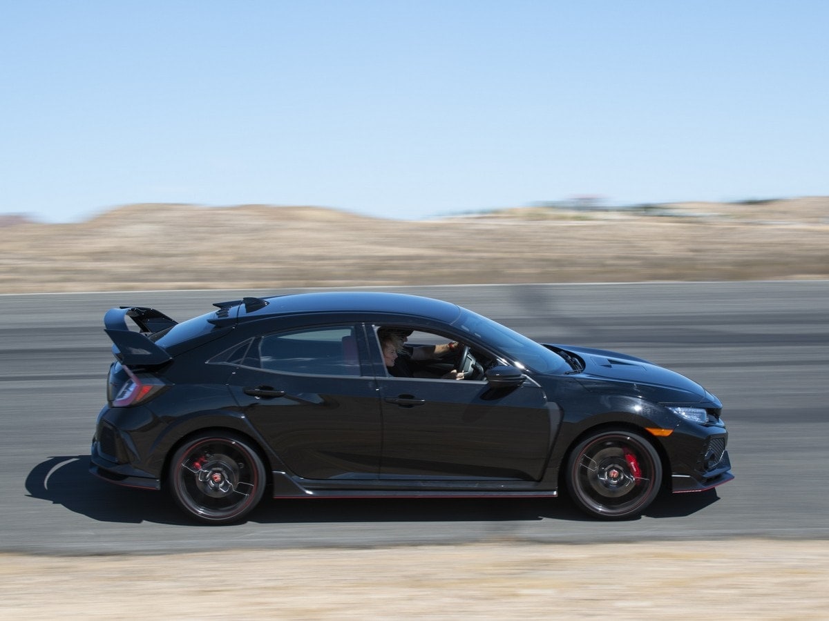 03-2019-honda-civic-type-r-kbb-1