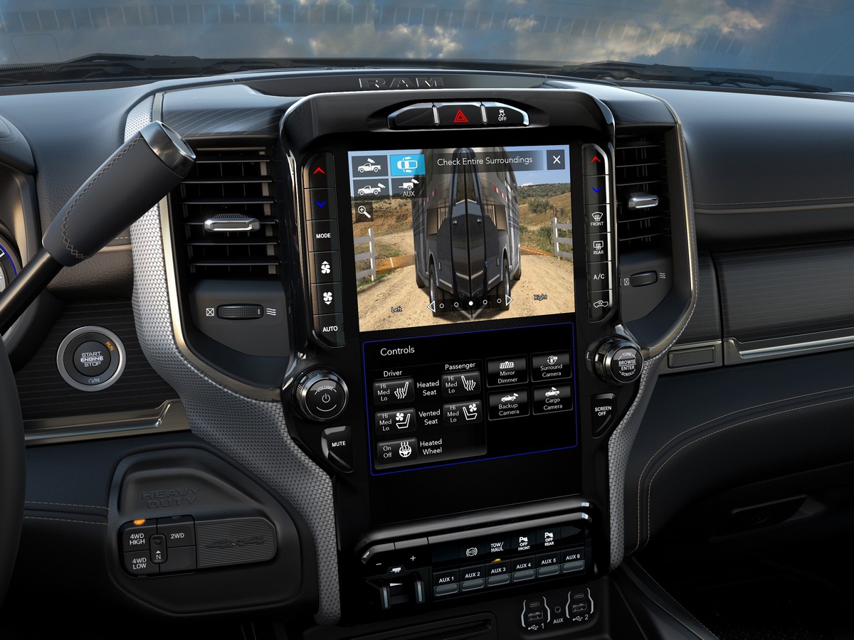 2019 Ram Chassis Cab Limited 12-inch Uconnect 4C – Trailer Rever