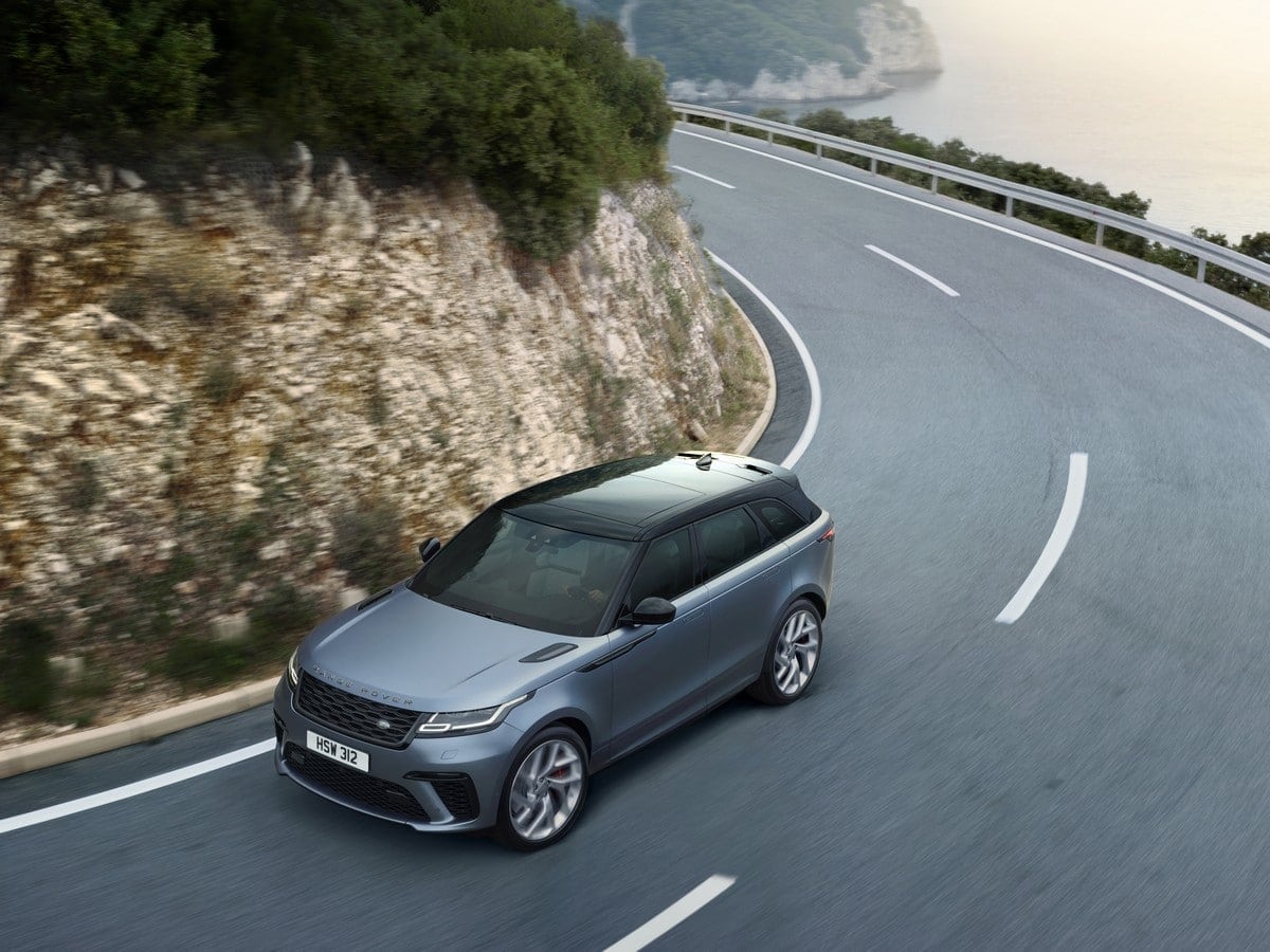 11-2020-range-rover-velar-dynamic-edition-1