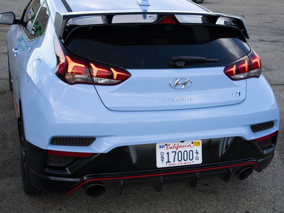 12-2019-hyundai-veloster-n-kbb-1