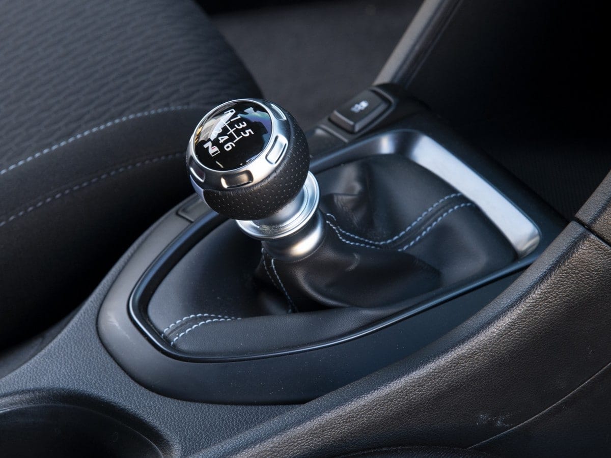 15-2019-hyundai-veloster-n-kbb-1
