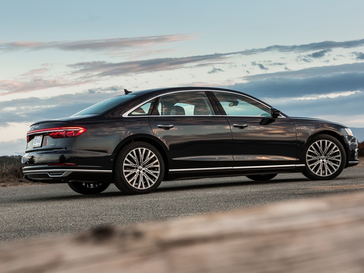 64-2019-audi-a8-first-review-2