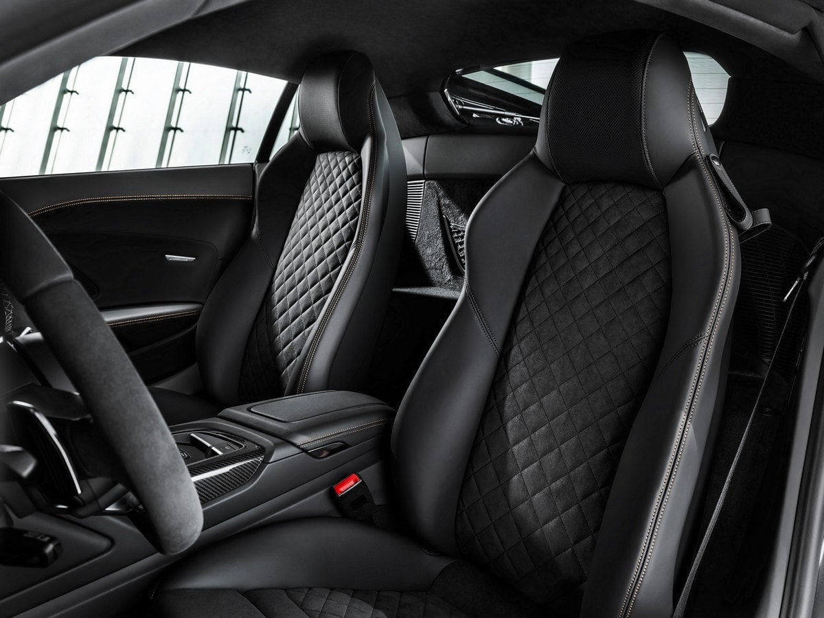 06-2019-audi-r8-v10-decennium-oem-1
