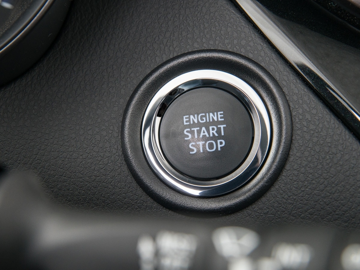 07-2019-toyota-c-hr-oem-2