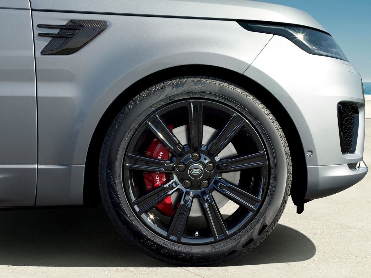 08-2019-range-rover-sport-hst-1