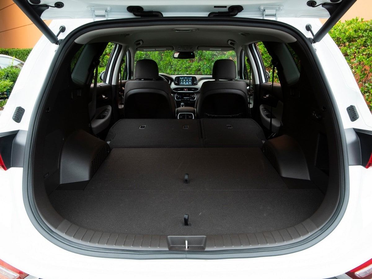 10-2019-hyundai-santa-fe-kbb-1.jpg-1