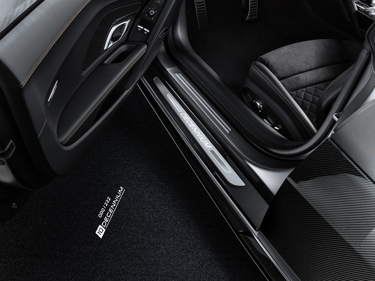 13-2019-audi-r8-v10-decennium-oem-1