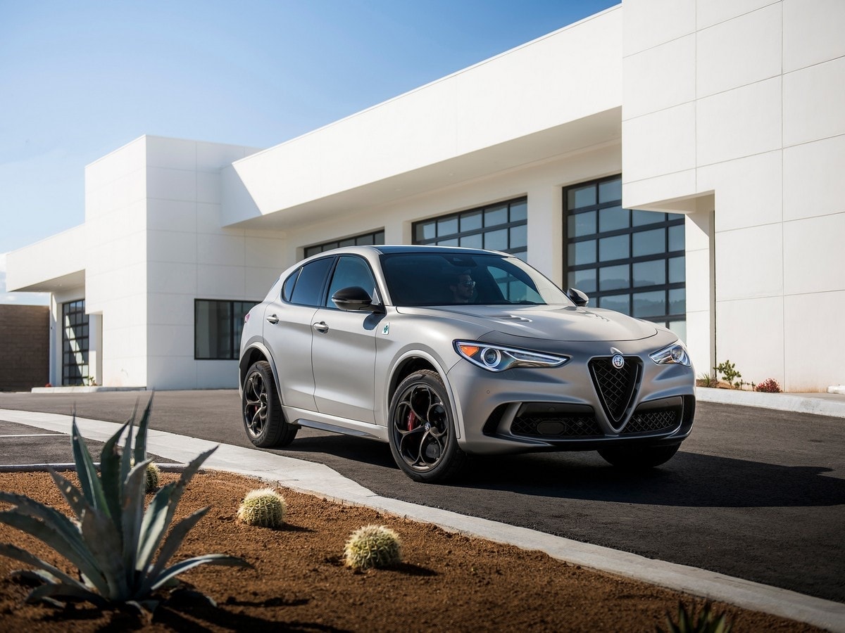 03-2019-alfa-romeo-stelvio-quad-nring-1