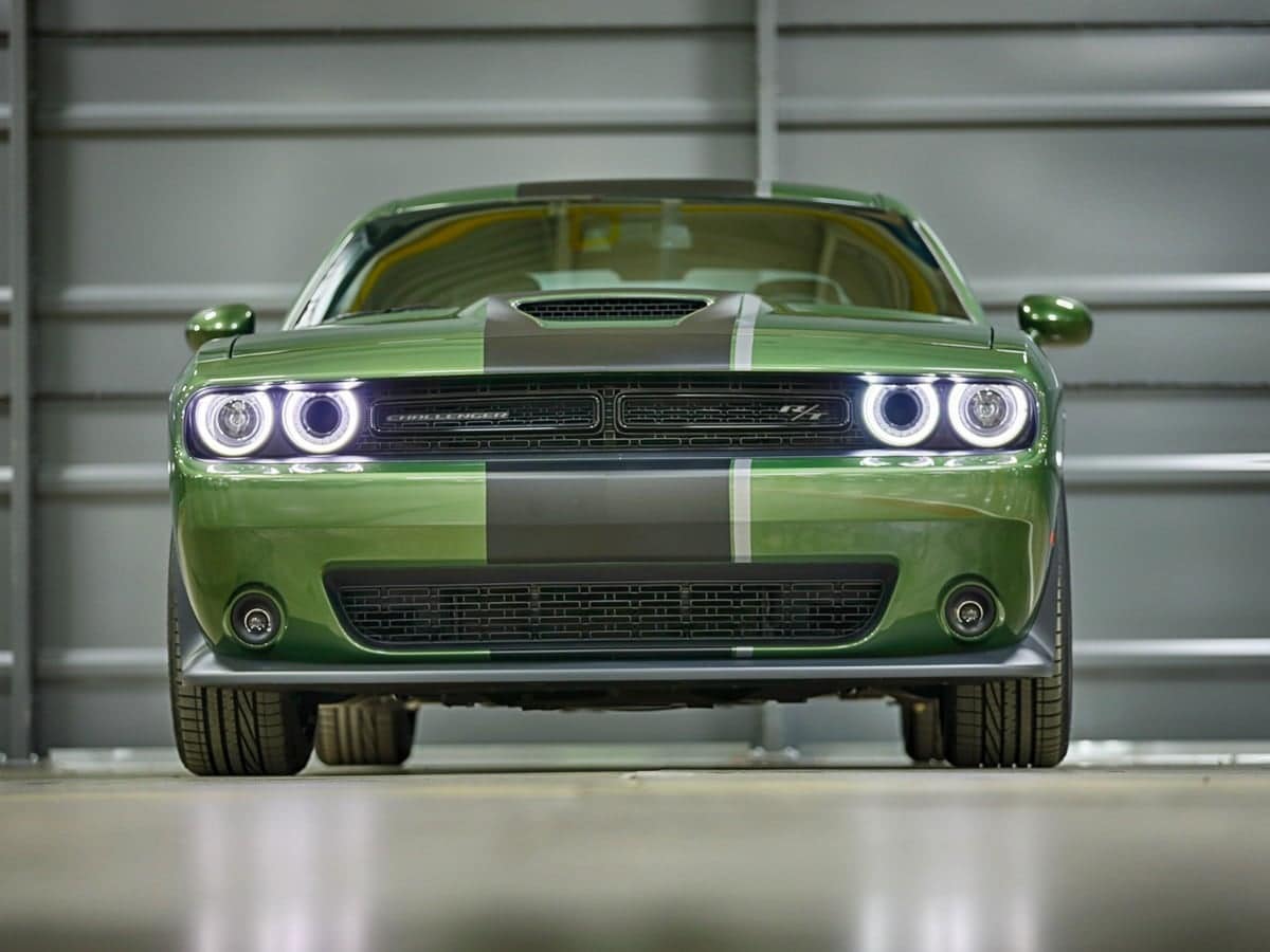 06-2019-dodge-challenger-grn-stars-stripes-1