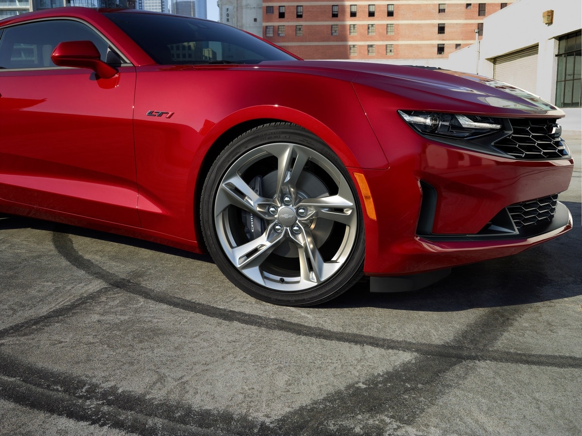 03-2020-chevrolet-camaro-LT-oem-1