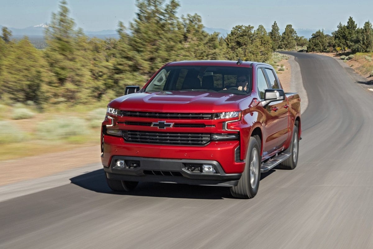 5-2020-Chevrolet-Silverado-1500-diesel-first-review-1