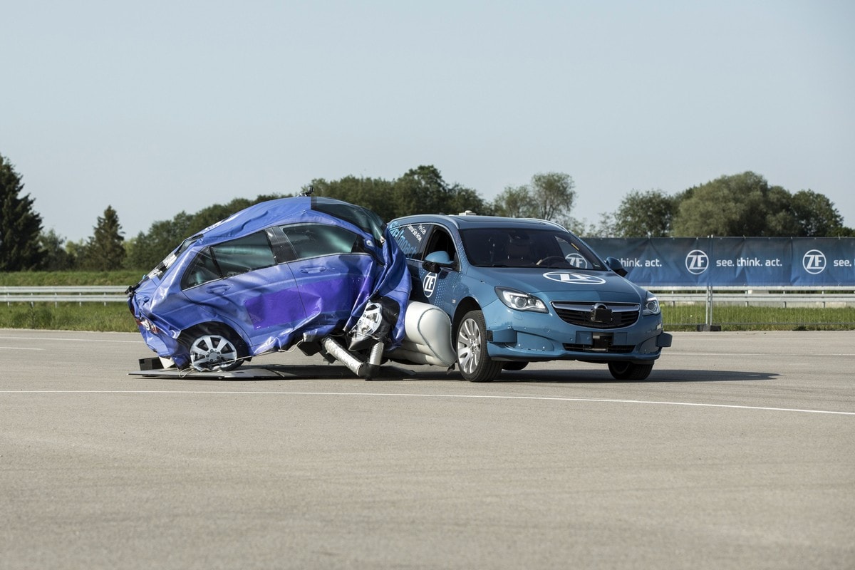 ZF-Pre-Crash-Airbag-1