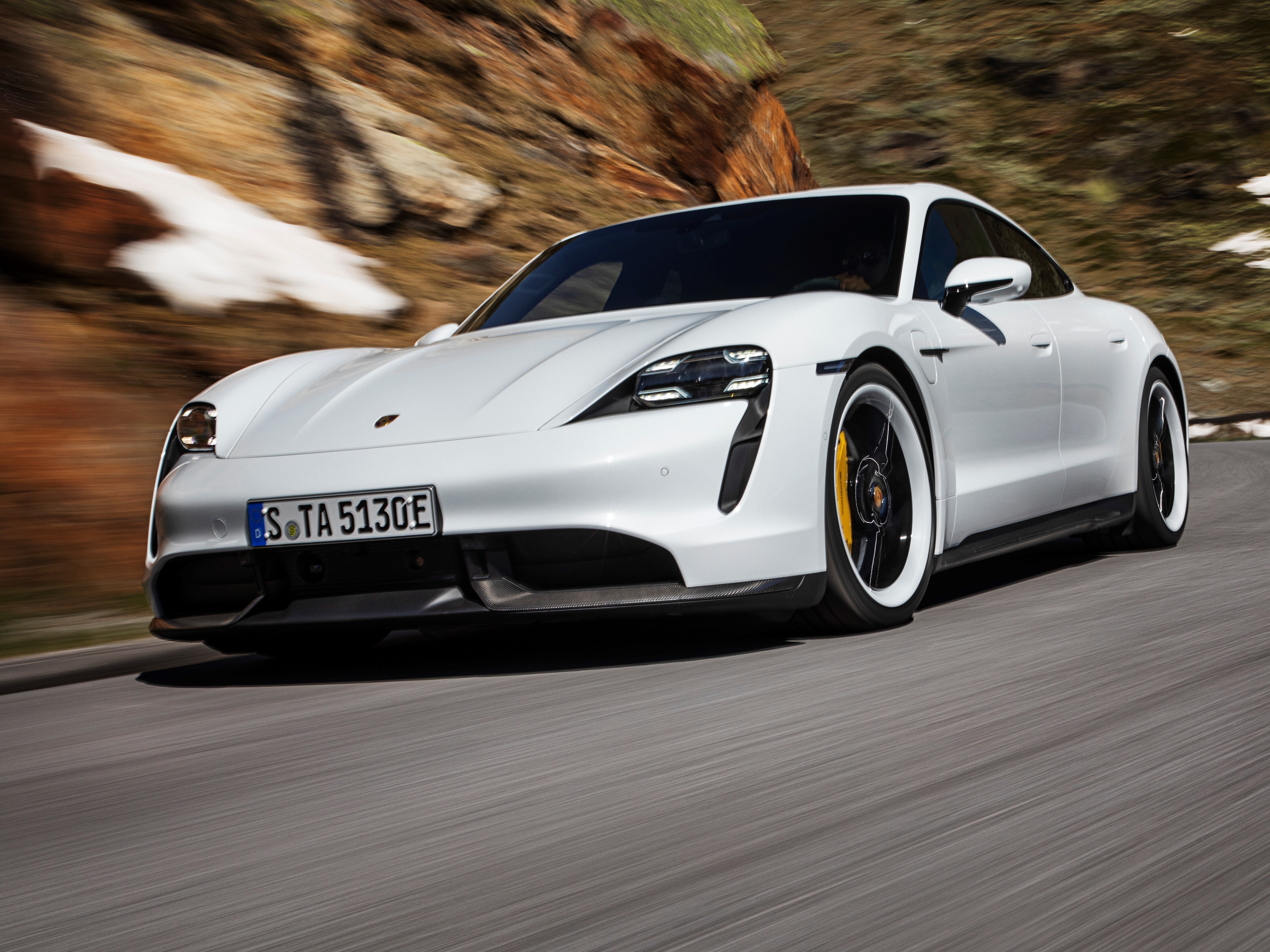 porsche-taycan-electric-car-13