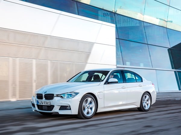 00 BMW 330e