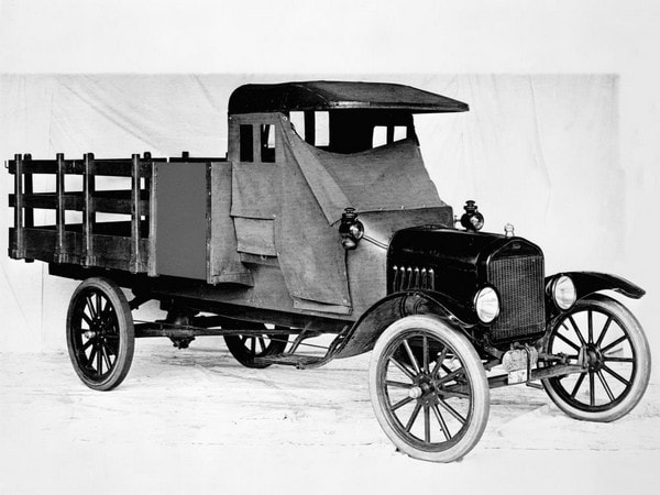 01 1918 Ford Model Tt One Ton Stake Bed