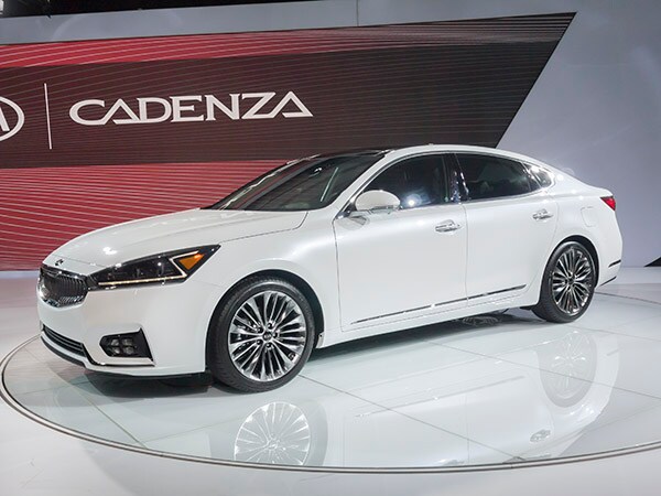 01 2017 Kia Cadenza