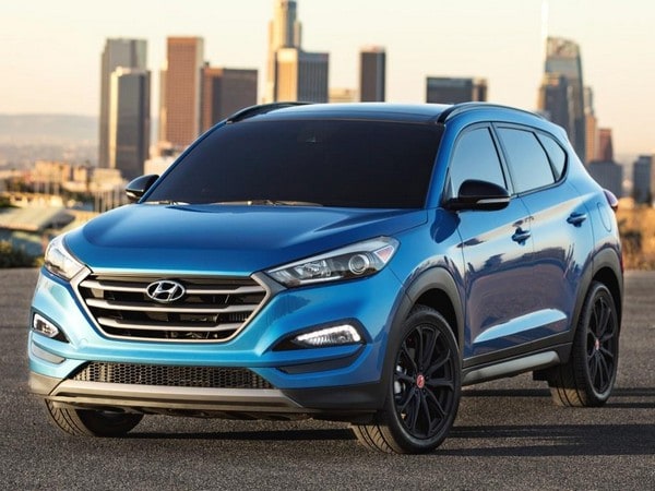 01 2017 Hyundai Tucson Night