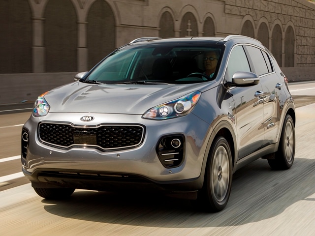 01 2017 Kia Sportage Comparo