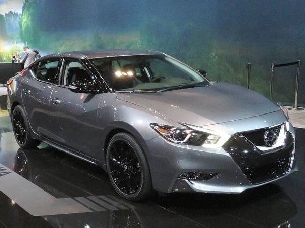01 2017 Nissan Maxima Night Edition