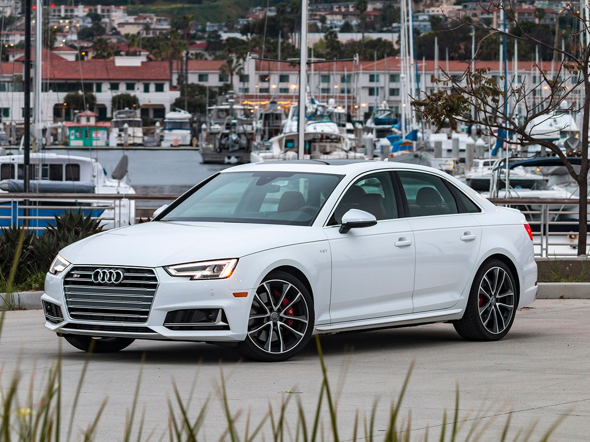 01 2018 Audi S4 Exterior KBB