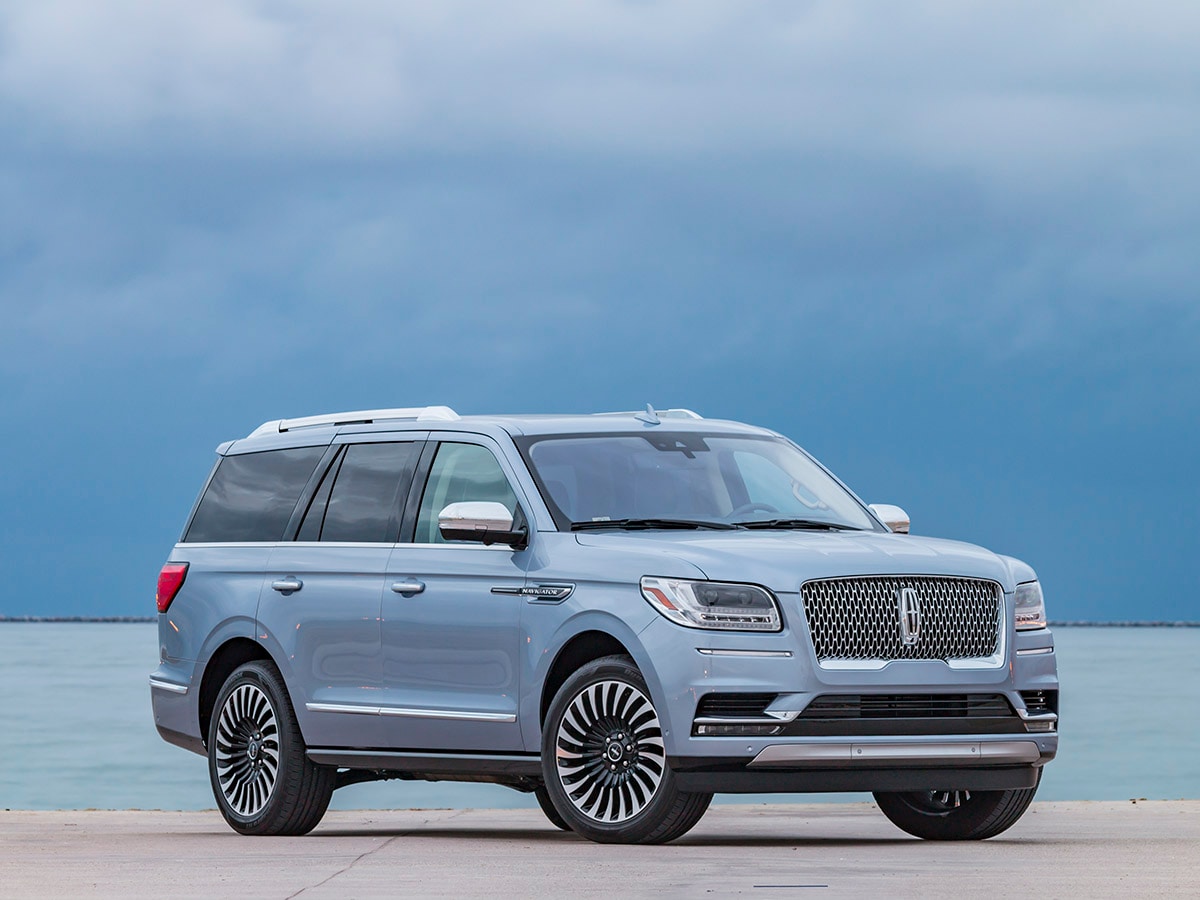 01 2018 Lincoln Navigator Exterior KBB