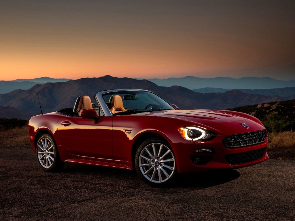 01 2018 Fiat 124 Spider Lusso Oem