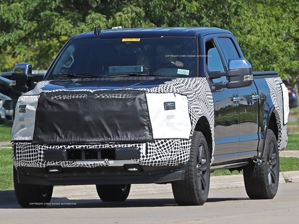 01 2018 Ford F150 Spy