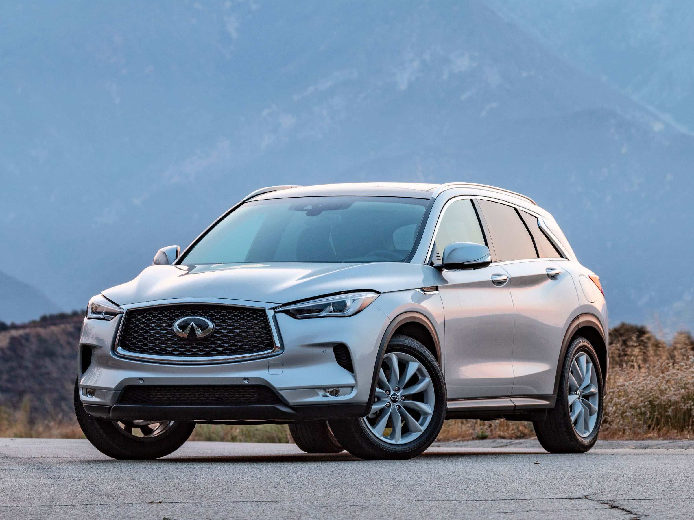 01 2019 Infiniti QX50 LT Exterior KBB