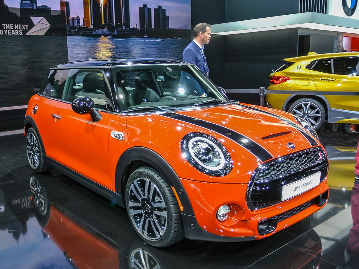 01 2019 Mini Hardtop NAIAS KBB